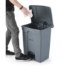 Pedal bin