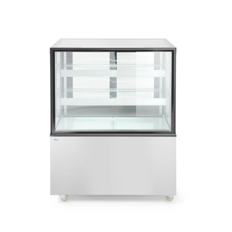 Refrigerated display cabinets with 2 shelves