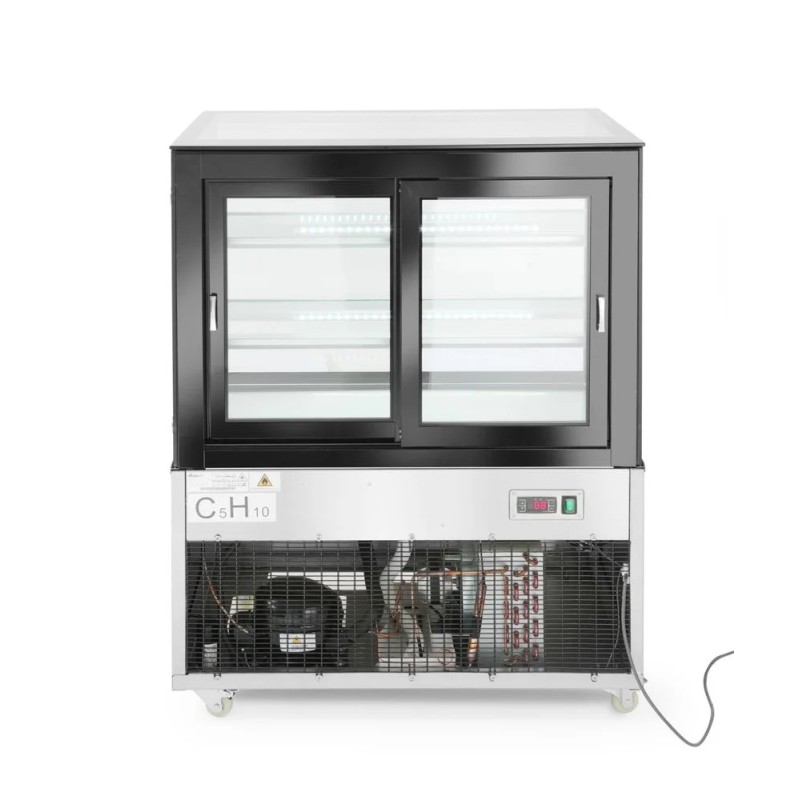 Refrigerated display cabinets with 2 shelves