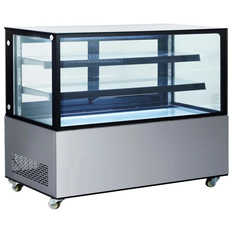 Refrigerated display cabinets with 2 shelves