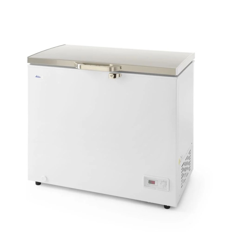 Chest freezer
