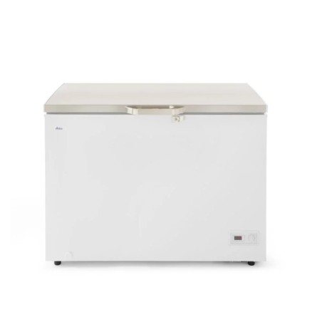 Chest freezer
