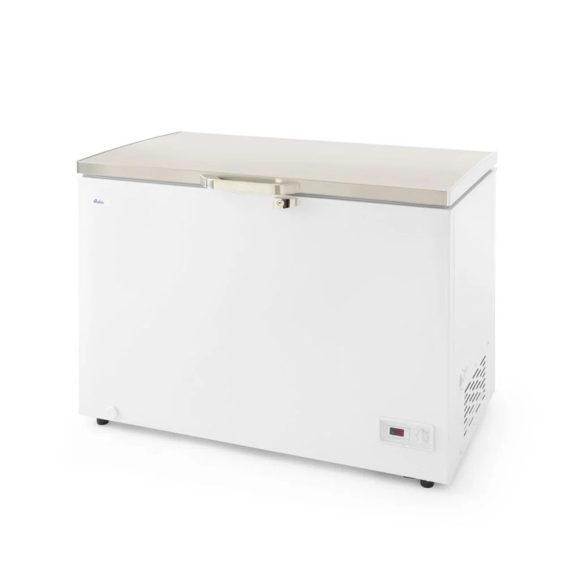 Chest freezer