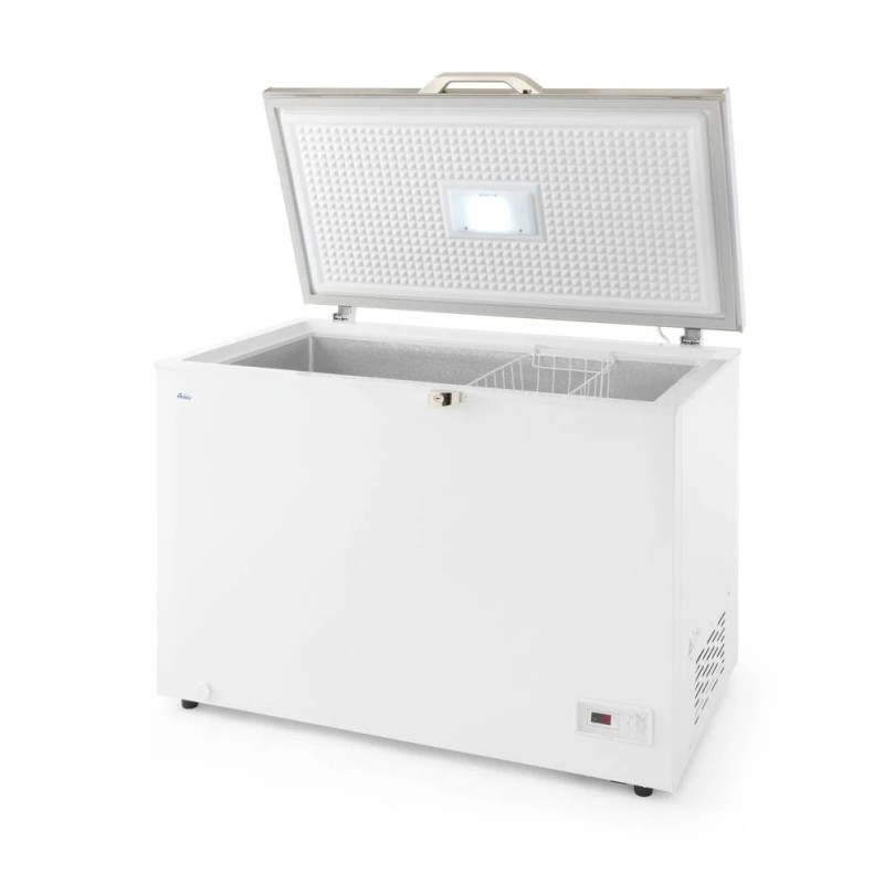 Chest freezer