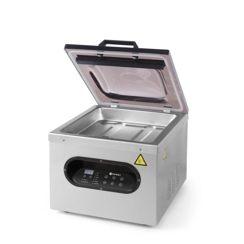 Vacuum chamber packaging machine